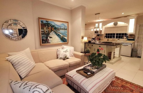 Lakeside House | Cornerhouse Family Retreat