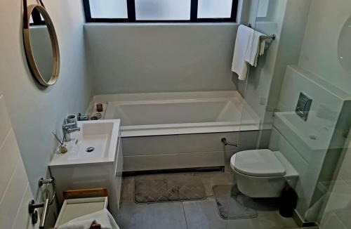 Trawal Apartment | Cosy Apartment at Sitari Country Estate - Somerset West