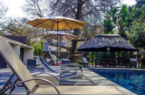 Pixley ka Seme Apartment | Cosy Nest 5min2 Sandton City 6