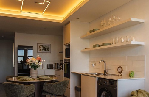 Cape Town City Centre Apartment | Cosy retreat in Woodstock