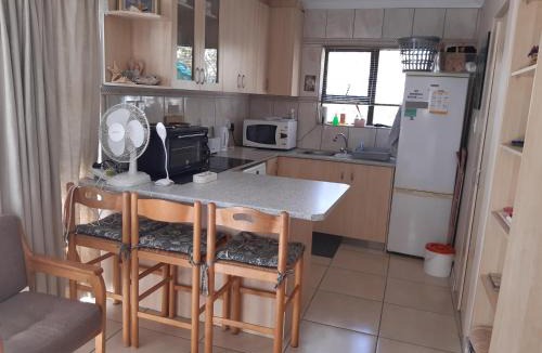 Blouberg Rise Apartment | Cosy studio garden cottage