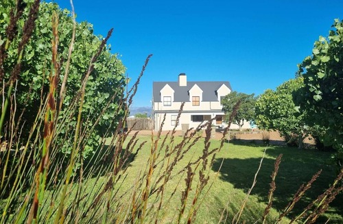 Riebeek Kasteel House | Country Retreat With Pool & Braai, Sleeps 6
