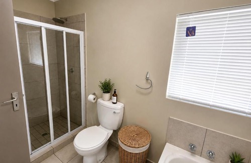 Kathu Apartment | Cozy at 109