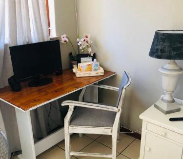 Weltevredenpark Apartment | Cozy guest suite