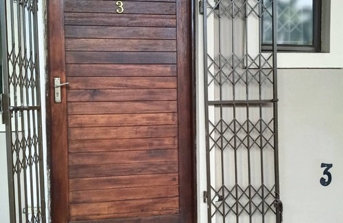 Berea Apartment | Crompton Guesthouse 786