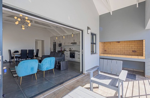 Calypso Beach House | Dalton's, Langebaan, 6-sleeper