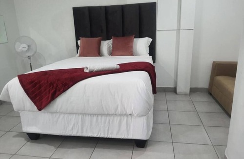 Newtown Hotel | De Bliss Lodge