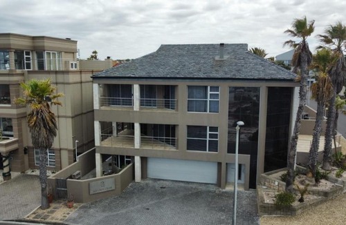 West Beach House | De Ocean Lane Guest House