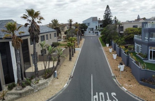 West Beach House | De Ocean Lane Guest House