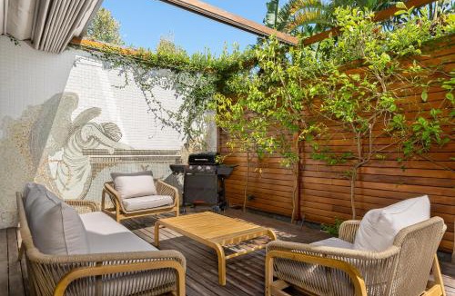 Green Point Villa | Designer 2-Bed Villa - Ocean Views & Pool