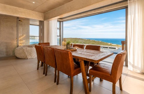 Herolds Bay Villa | Dolfyn Villas Herolds Bay