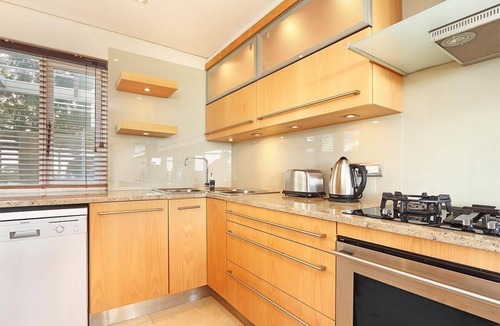 Bloubergstrand Apartment | Dolphin Beach E5 - Three Bedroom Apartment, Sleeps 6