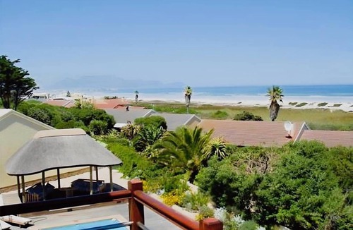 Melkbosstrand House | Dream House on the Ocean - No Load Shedding