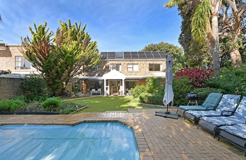 Constantia House | Dressage Guesthouse