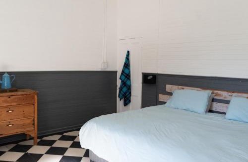 Fish Hoek Bed & Breakfast | Driftwood Cape Town