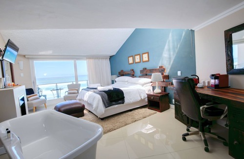 Wilderness Beach Bed & Breakfast | Dune Villa Wilderness