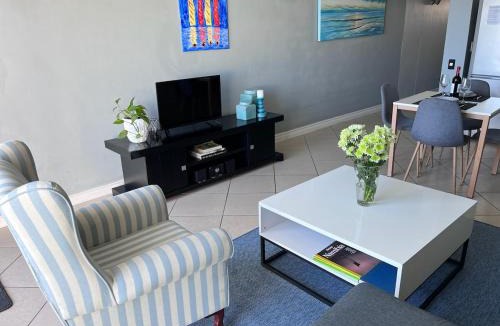 Big Bay Apartment | EasyCapeTown - Entire Flat in Big Bay