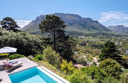 Hout Bay Villa | Eco Villa w Garden and Sauna Mountain View Villa