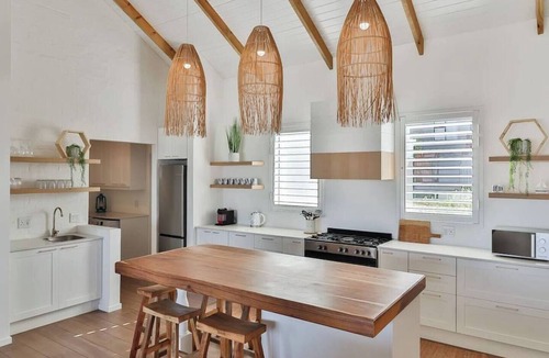 Kleinmond Apartment | Efcharisto Cottage, Kleinmond | Ocean View, Sleeps 6