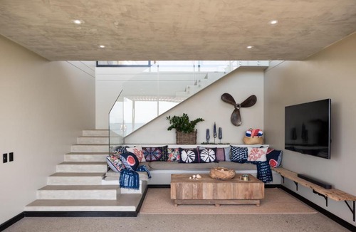 Port Edward Villa | Ekubo Shoreline Retreat
