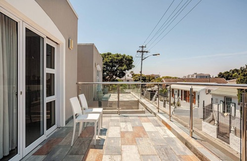 Claremont House | Elegant 4-Bedroom House Rental in Cape Town