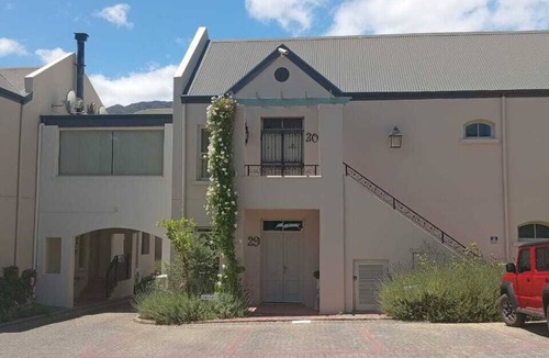 Franschhoek Apartment | Elegant and Spacious 2-Bedroom Villa in L’Ermitage