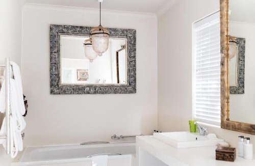 Plettenberg Bay Cabin | Emily Moon River Lodge