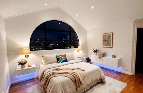 Philadelphia House | Emperor Lodge