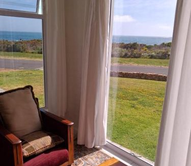 Kleinmond House | Enjoy Nature!