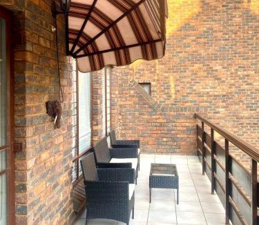 Eldoraigne Apartment | Entire Apartment in Eldoraigne, Centurion