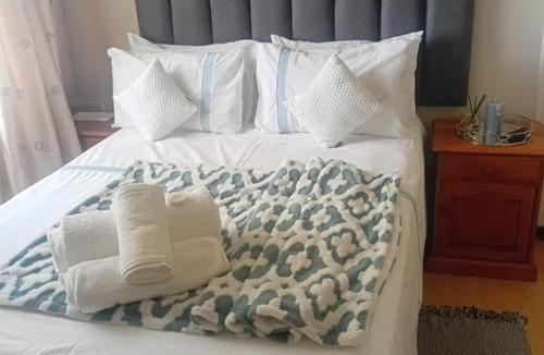 Beacon Bay Bed & Breakfast | Executive B & B