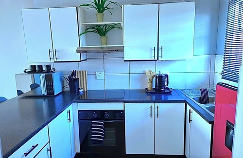 Menlyn Apartment | Executive Homes l Business l Leisure l Menlyn Maine l Pretoria