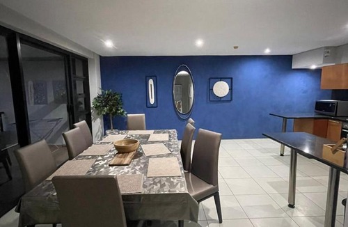 Durban Point Apartment | Exquisite 6 Sleeper - With Sea Views across Ushaka