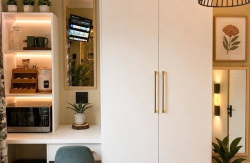 Moreleta Park Apartment | Falcons Rest