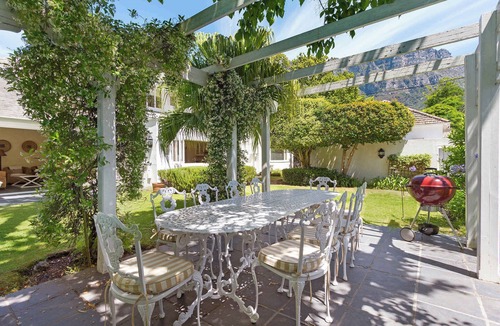 Newlands Villa | Family Villa, Pool, Tennis Court, Newlands -Craiglea