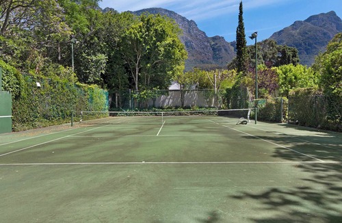 Newlands Villa | Family Villa, Pool, Tennis Court, Newlands -Craiglea