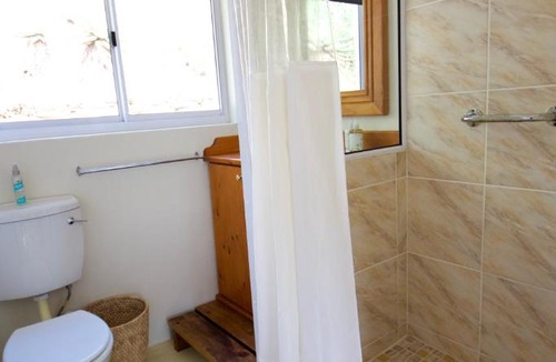 Malagas House | Featherwood Cottage