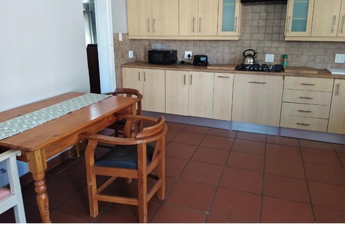 Drakenstein House | Firehouse self-catering unit 6