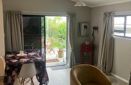 Stellenbosch Ski Chalet | Flamingo Garden Cottage, 2 bedroom in Dalsig!