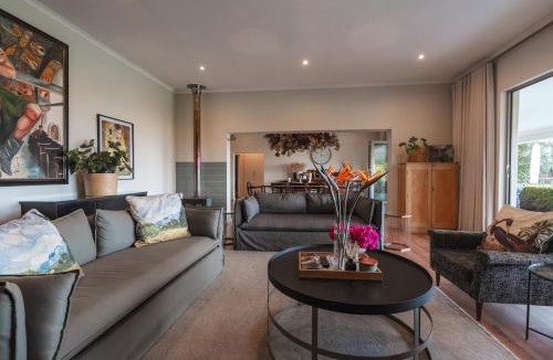 Stellenbosch Villa | Fransmanskraal Accommodation - Luxury Stellenbosch Farm Villa