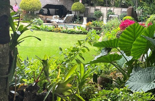 Waterkloof Glen House | Fredericks Place Giraffe Room