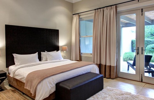 Swellendam House | Gaikou Lodge