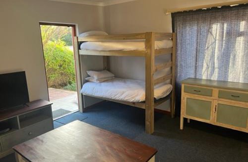 Somerset West Apartment | Garden Cottage