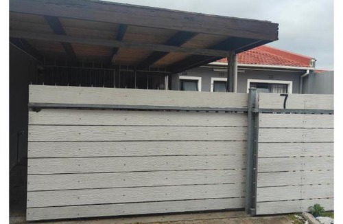 Parow House | GLOBALNEST Guesthouse