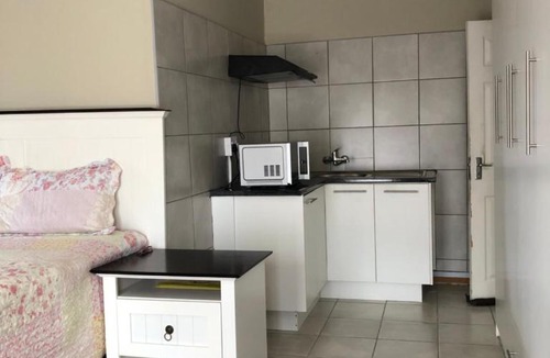 Bloemfontein Bed & Breakfast | GnG Guesthouse
