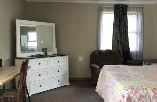 Bloemfontein Bed & Breakfast | GnG Guesthouse