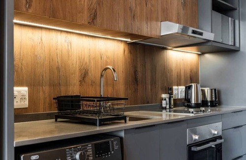 Observatory Apartment | Golden Nectar