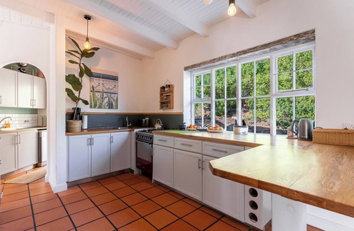 Scott Estate House | Gorgeous 4-bedroom Villa in Hout Bay on the mountain