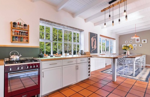 Scott Estate House | Gorgeous 4-bedroom Villa in Hout Bay on the mountain