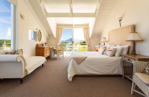 Kommetjie House | Guinea Fowl House